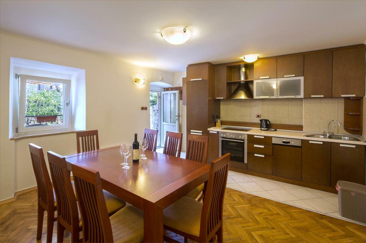 Apartment Kovacevic Old Town Будва Экстерьер фото